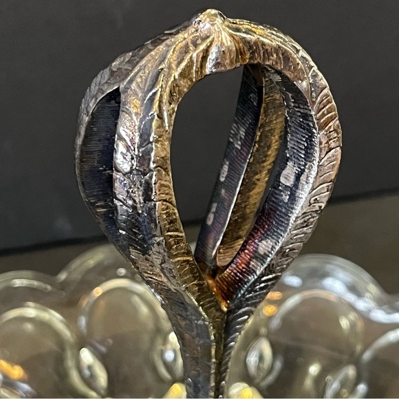 Anchor Hocking Fairfield Clear Glass Divided Relish Tray Metal Handle Pressed - Picture 6 of 9